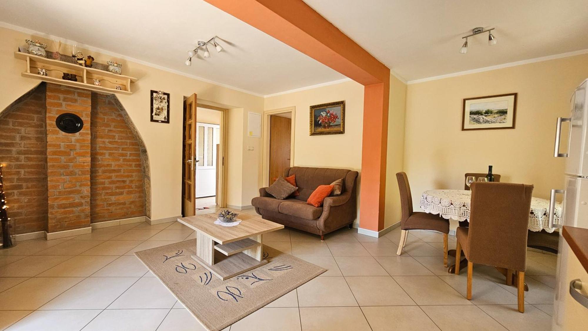 Apartman Petra Vrh  外观 照片