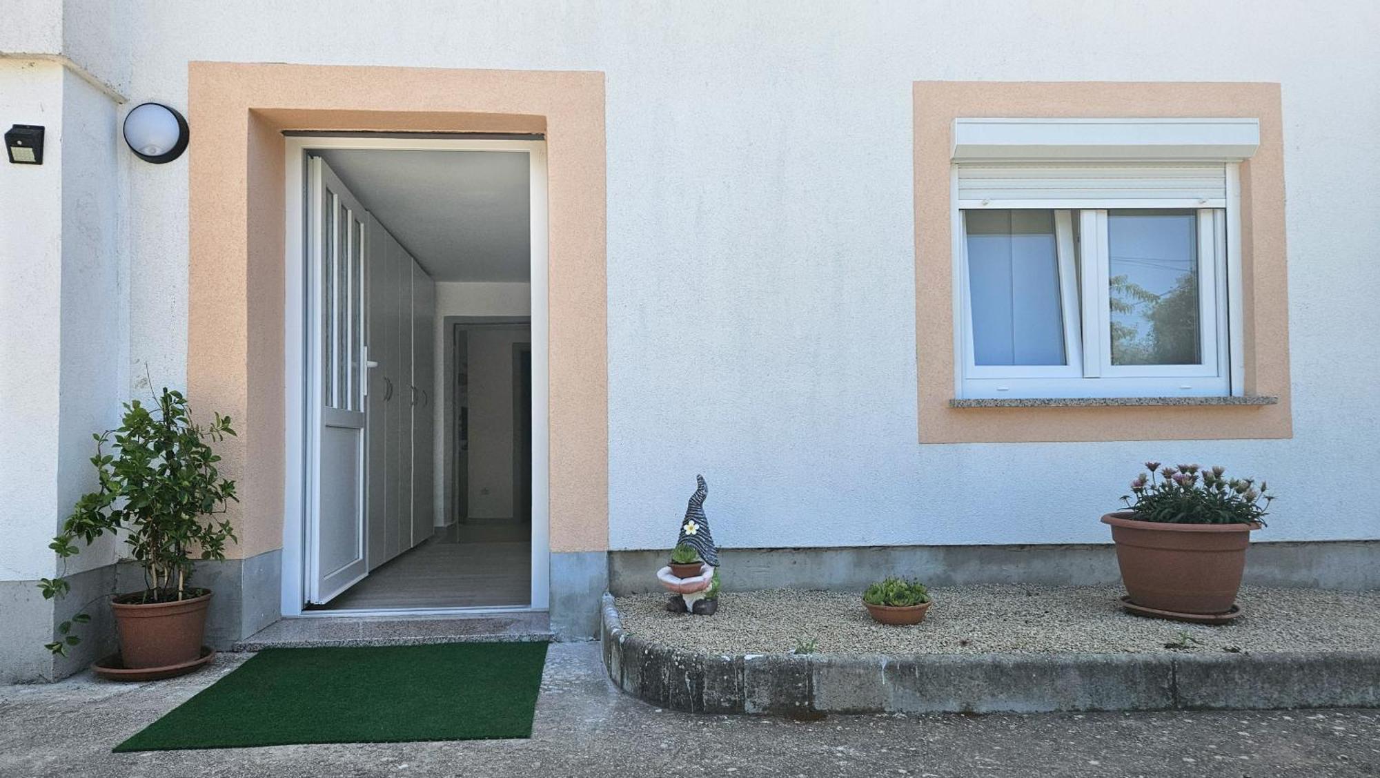 Apartman Petra Vrh  外观 照片