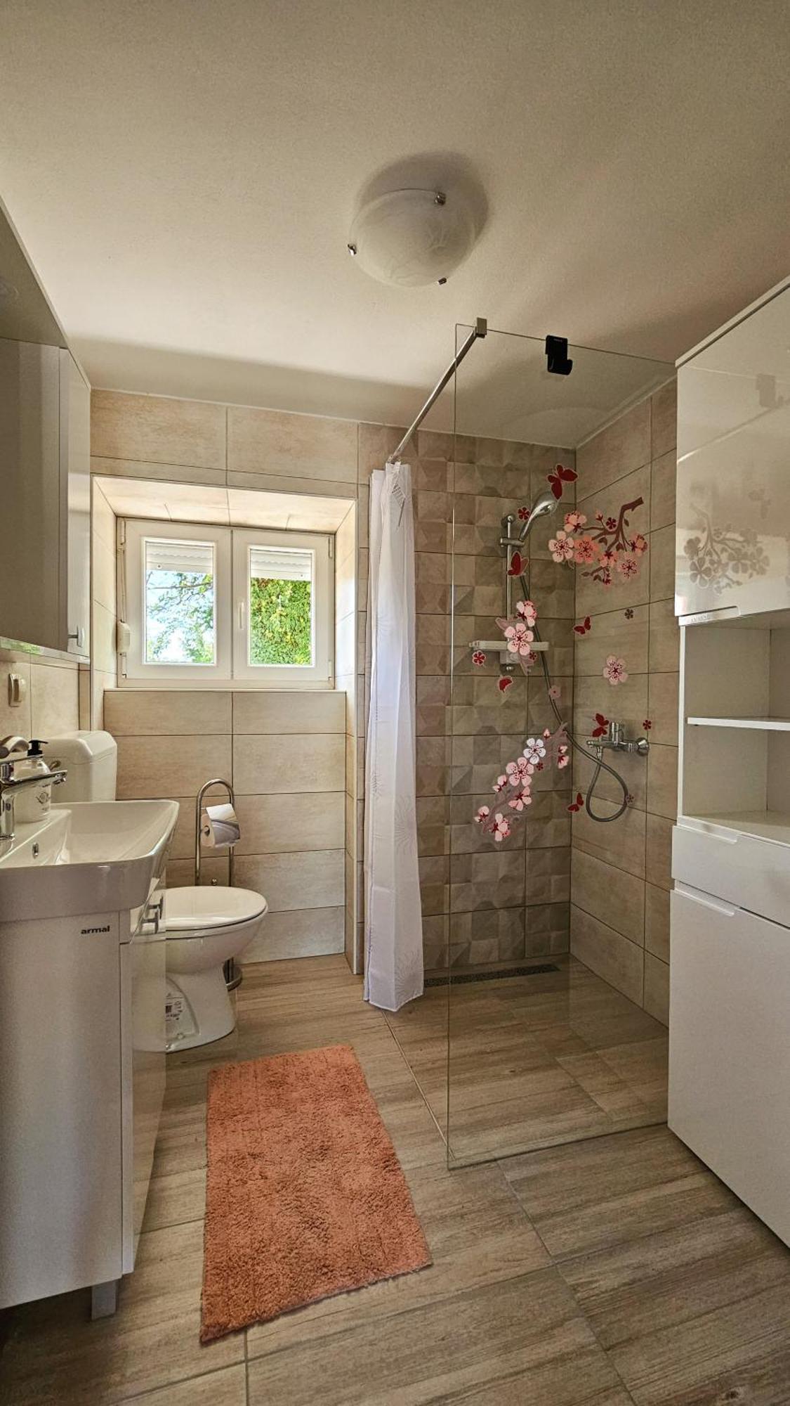 Apartman Petra Vrh  外观 照片